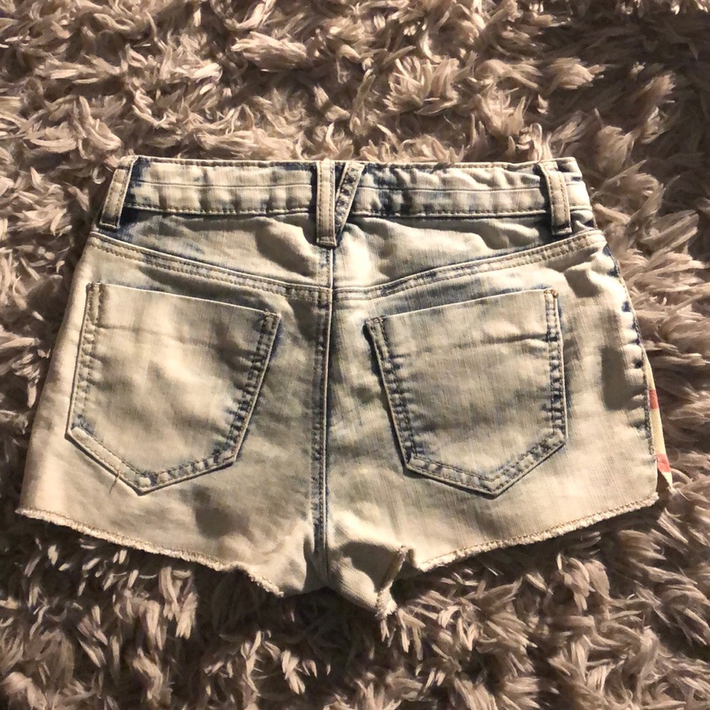 High Rise Shorts - Picture 2 of 2